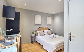 Residence Centre De Paris By Studio Prestige